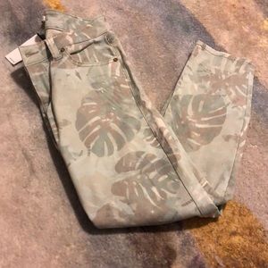 Cabi NWT size 2 palm tree pants